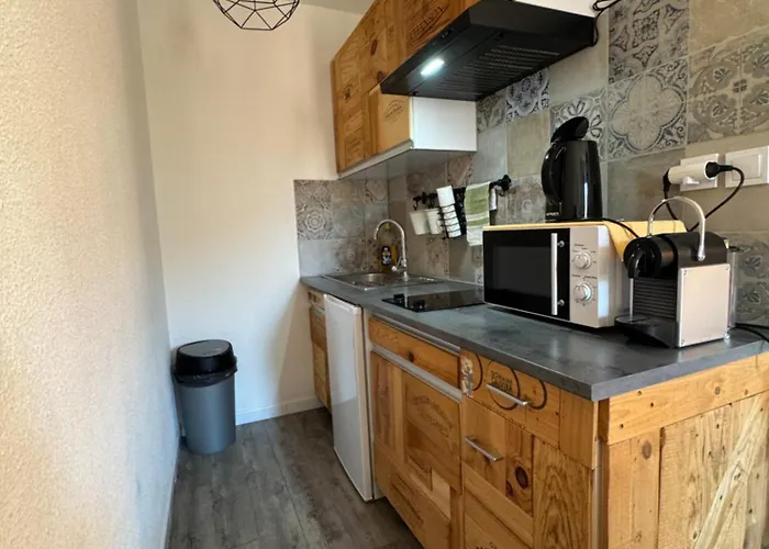 Charmand En Avec Piscine