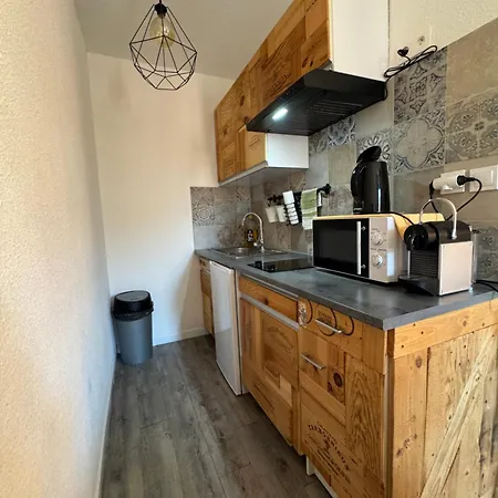 Charmand En Avec Piscine